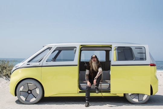 VW I.D. BUZZ - Хиппи-мобиль APS