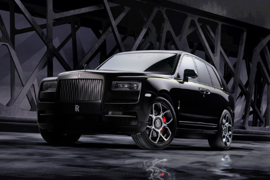 Rolls-Royce Cullinan Black Badge официально представлен