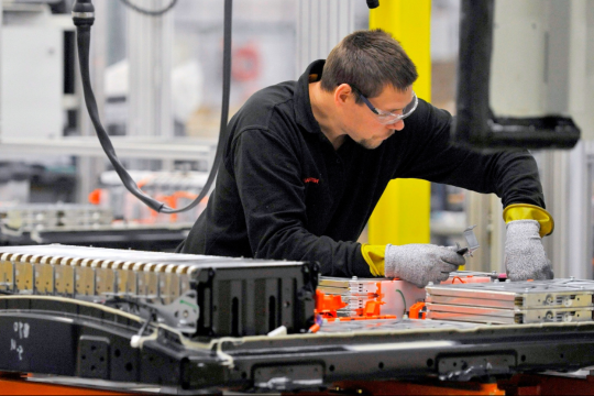 Volvo будет производить батареи для электрокаров в США