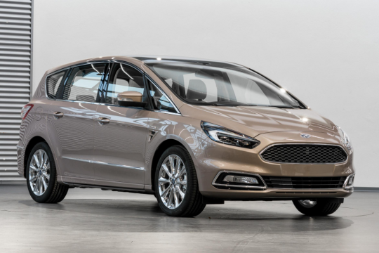 Минивэны Ford станут гибридами