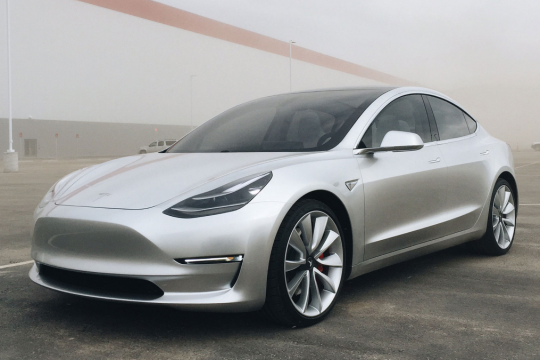 Tesla Model 3 имеет наименьшую амортизацию