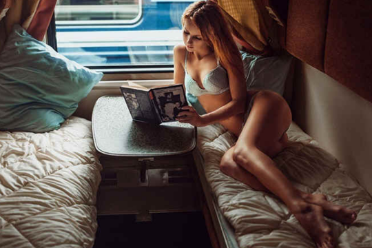 Как заниматься сексом в поезде?