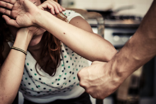 В условиях карантина растет число случаев домашнего насилия
