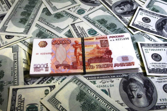 Названы причины резкого обвала рубля
