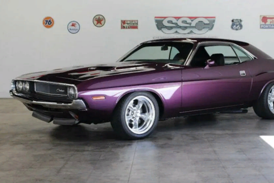 На восстановление потрачено 200 тысяч долларов: продается оригинальный Dodge Challenger 1970 года