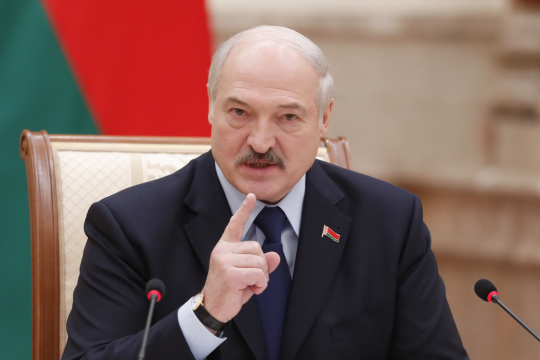 Лукашенко уверен, что за него проголосуют 79-80% избирателей