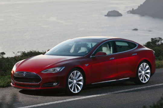 Водитель одной из Tesla Model S сообщил миру о самом большом пробеге среди этой модели