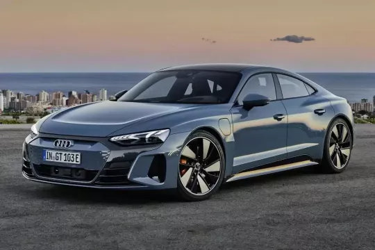 Audi на специальном онлайн мероприятии представила электрический суперседан e-tron GT