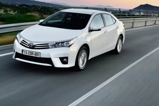 Toyota опровергла слухи об исчезновении бензина