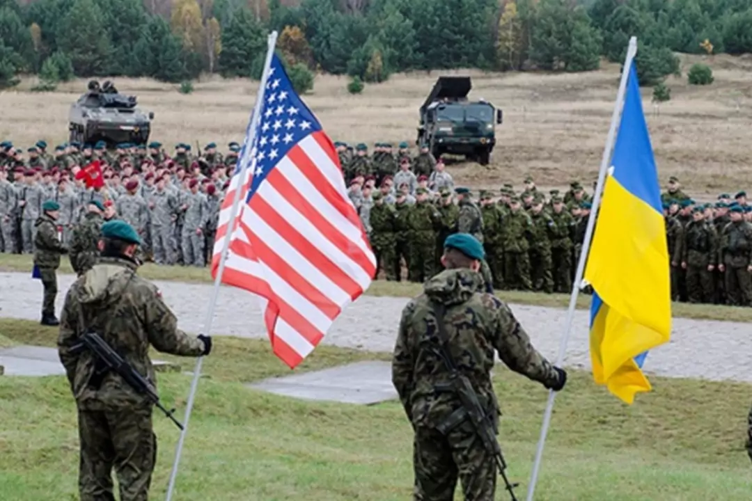 Российский МИД обвинил НАТО в наращивании военной активности в Украине и Черном море