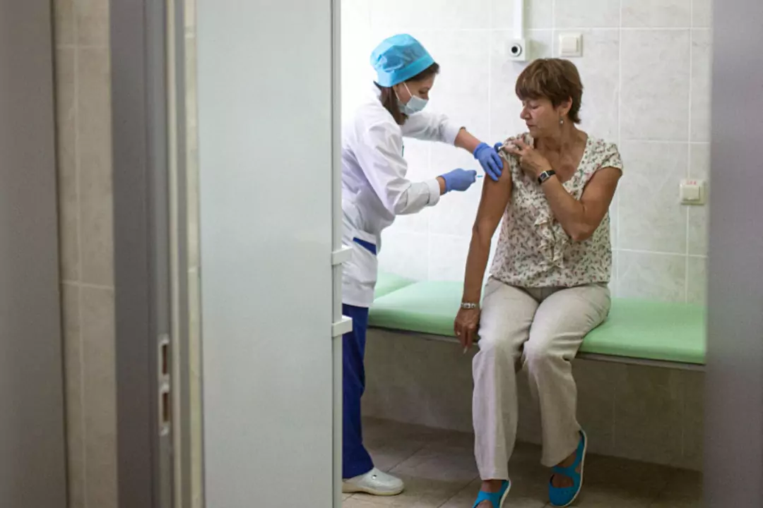 В Австрии после вакцинации от коронавируса умерло 63 человека