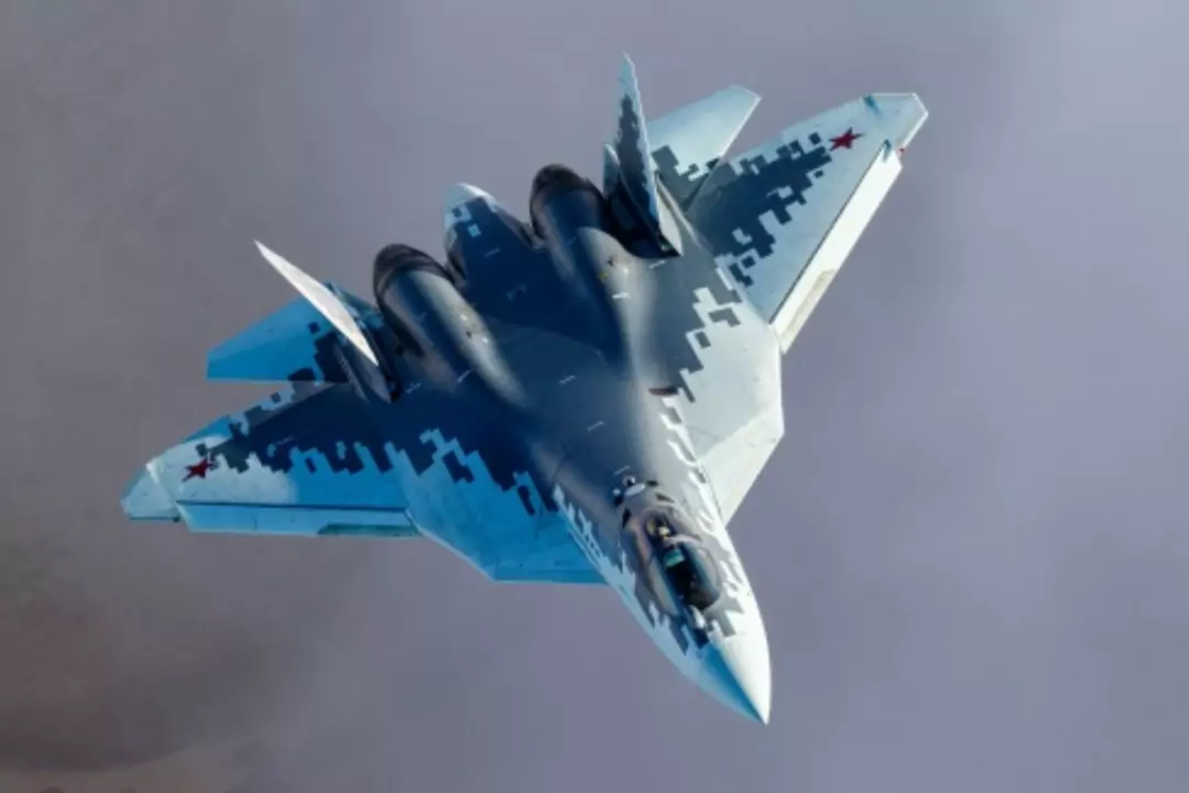 Россия решила продавать истребители Су-57 по американской схеме