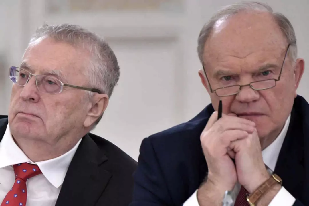 Зюганов готовит экстренное обращение к соратникам в ответ на скандальное заявление Жириновского
