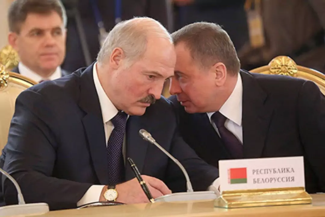 Шрайбман считает, что Лукашенко в качестве преемника выберет Макея