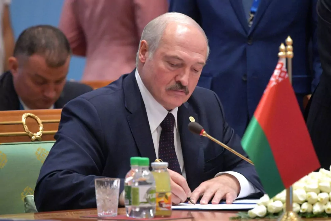 Украина намерена судить Лукашенко за признание ЛНР