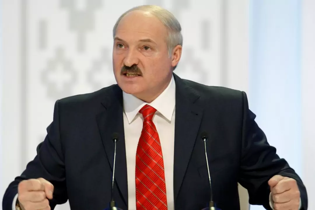 Лукашенко поручил Госконтролю и МВД  проверить всю уборочную сельхозтехнику в стране