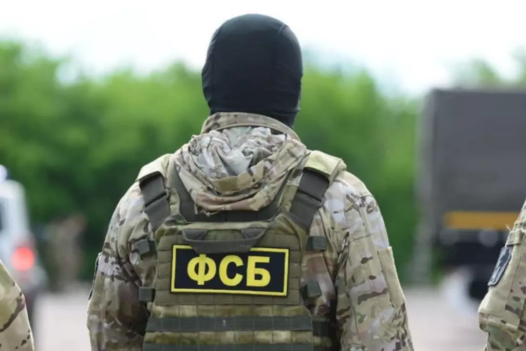 ФСБ России выявило двух вербовщиков террористической организации в Красноярске