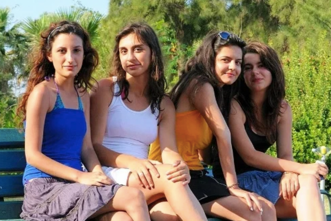 Почему турков больше привлекают русские девушки, чем соотечественницы