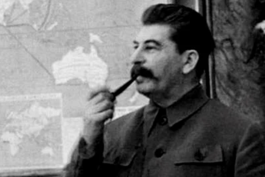 Зачем Иосиф Сталин хотел взять под управление СССР Черноморские проливы