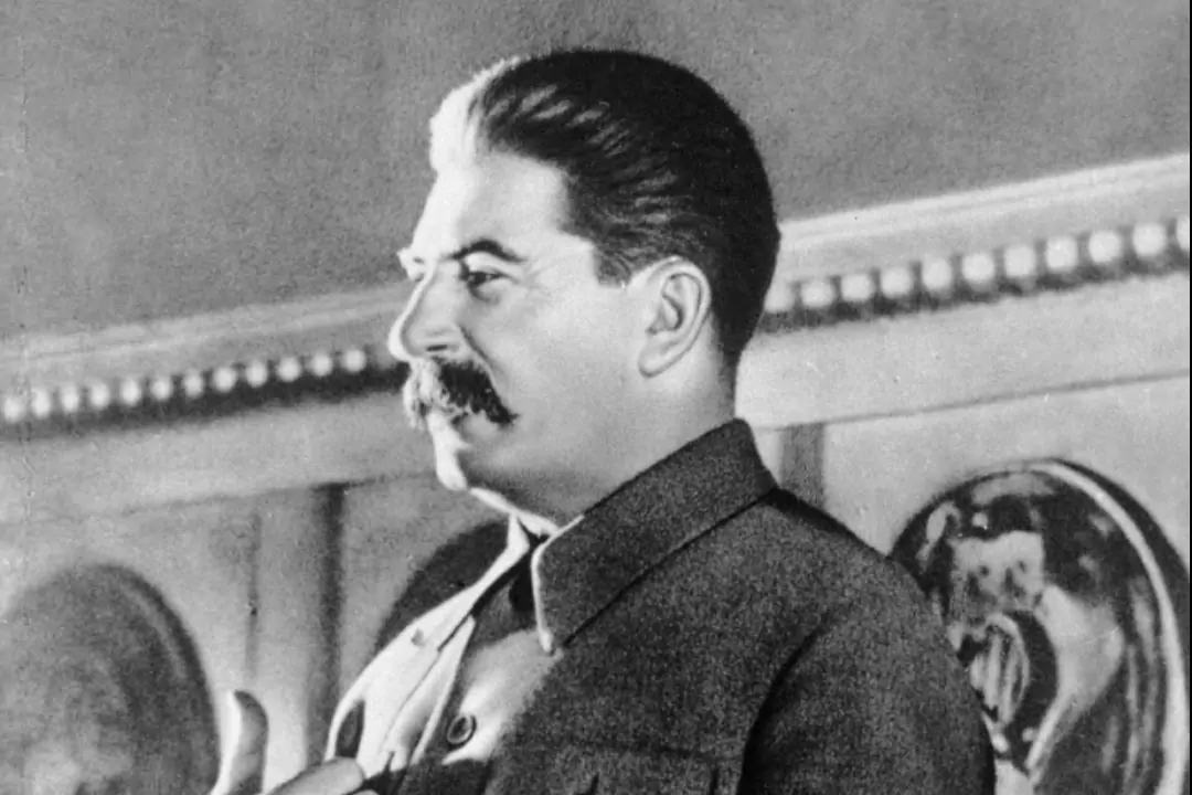 Революционер Яков Охотников отвесил Сталину оплеуху, как его наказал вождь