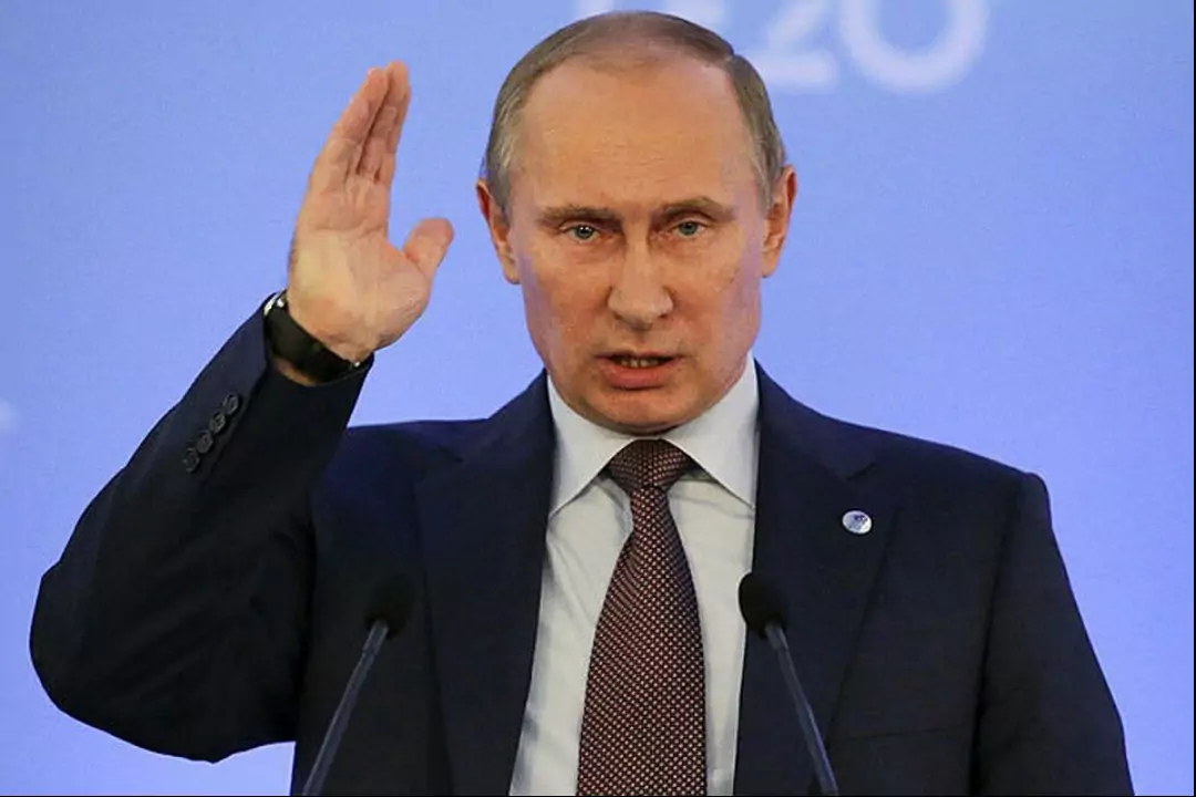 Путин снял с должности директора ФСИН после публикаций видео с пытками в тюрьмах