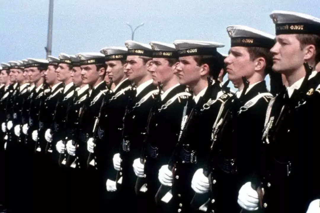 Военно-морской флот всегда был и остается элитой Вооруженных Сил и особенным их видом. Попасть сюда на службу мечтают многие мальчишки.