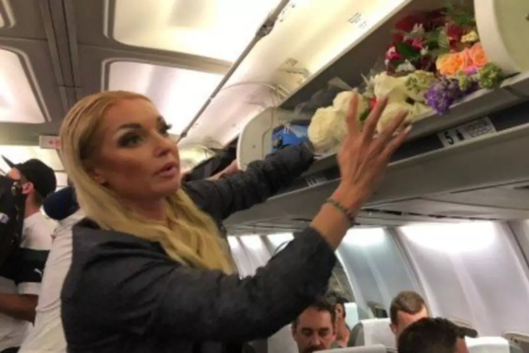Волочкова и ее возлюбленный после разборок в полиции после дебоша в самолете хотят обратиться в суд