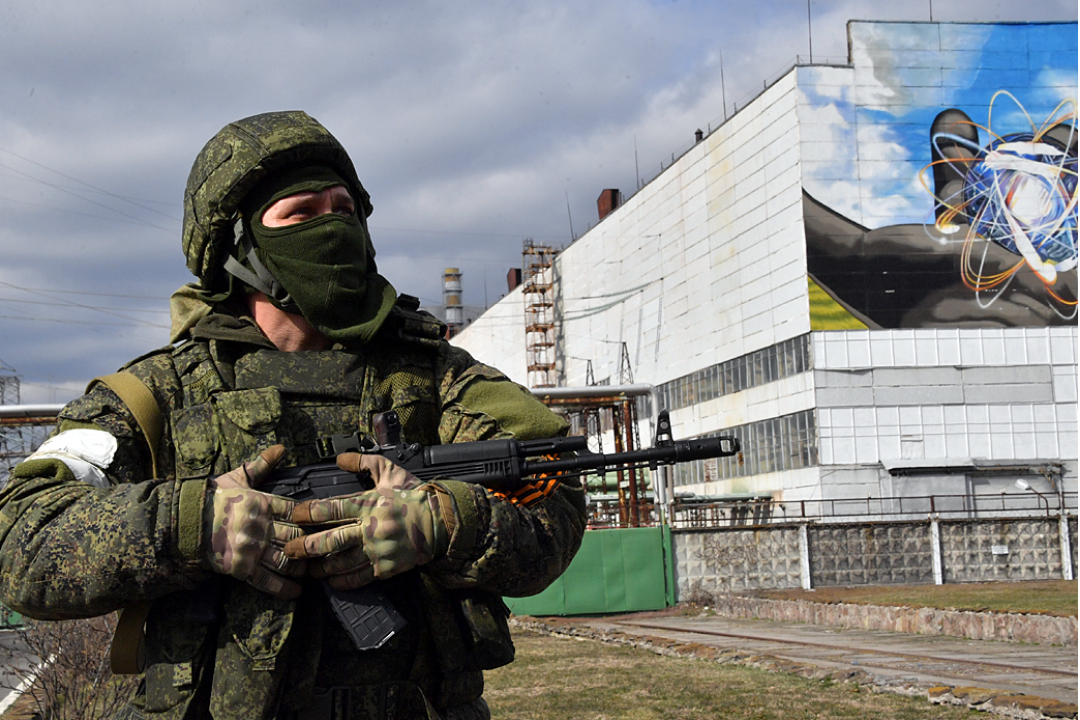 Почему ушли войска из киева. Армия РФ В Чернобыльской АЭС. Российские войска в Чернобыле. Российская армия в Чернобыле. Российские войскамв Чернобыле.