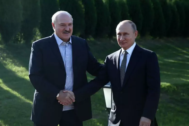 Лукашенко и Путин проведут двусторонние переговоры на саммите ОДКБ 16 мая