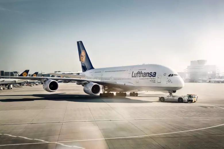 Lufthansa из-за нехватки персонала отменяет 900 рейсов