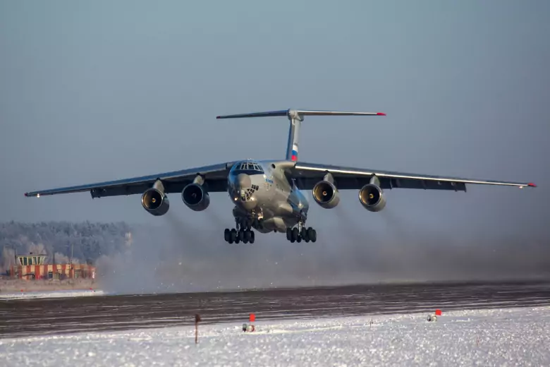 При крушении военного самолёта Ил-76 в Рязани погибли четыре человека