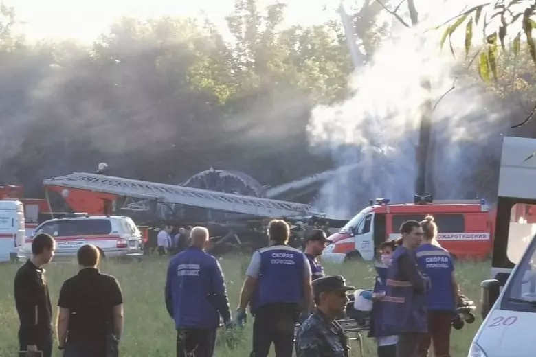 Минобороны: Четыре человека погибли при крушении самолета Ил-76 под Рязанью