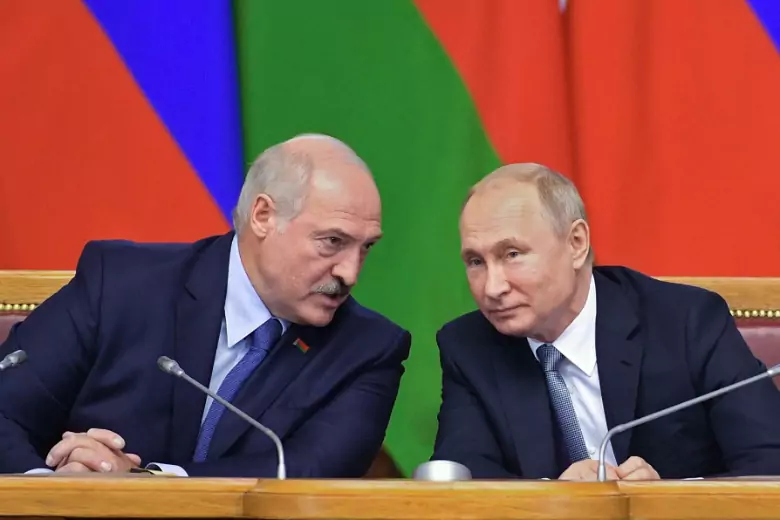 Лукашенко призвал Путина быть готовым применить ядерное оружие против НАТО