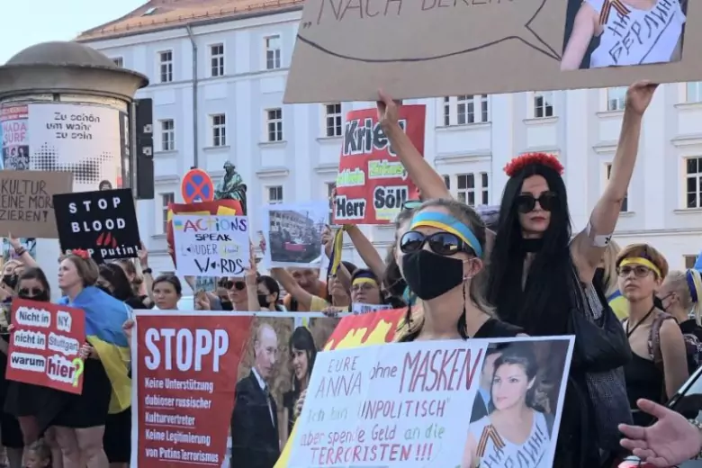 В Германии проходят протесты против выступлений Анны Нетребко
