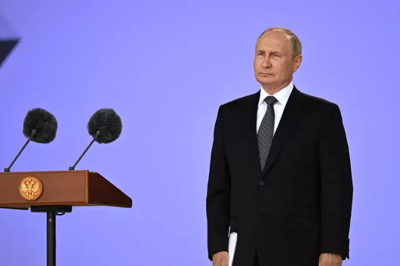 Путин подрывает "гегемонию" США, предсказывает конец "однополярному’ миру