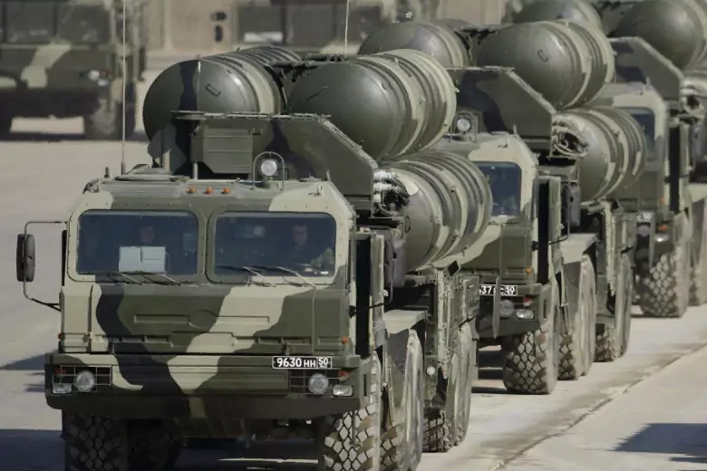 Минобороны России  заключило военные контракты на сумму более 500 млд. рублей
