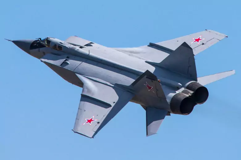 Минобороны РФ направило истребители МиГ-31 с ракетами «Кинжал» в Калининградскую область