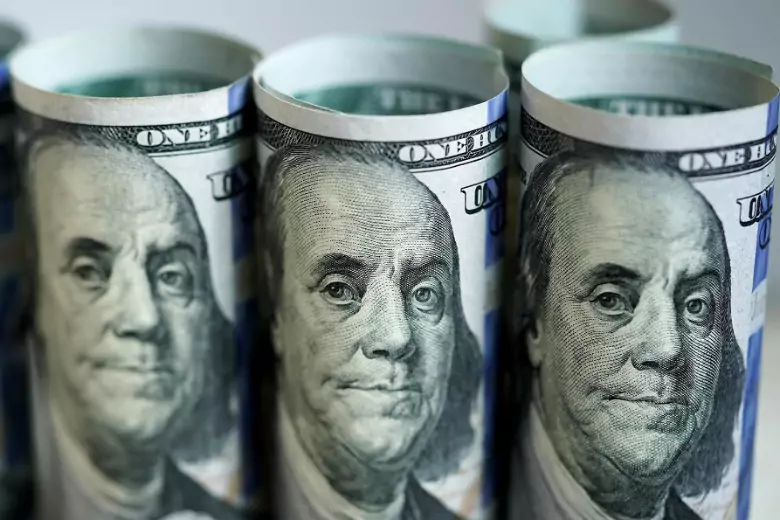 Daily Reckoning: доллар исчезает с мировых рынков из-за санкций США против РФ