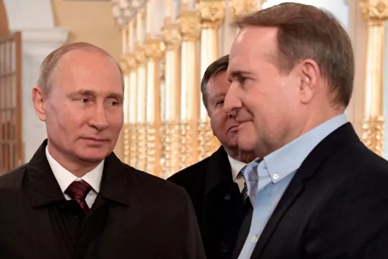 Песков рассказал о беседе Путина с Медведчуком после возвращения из плена