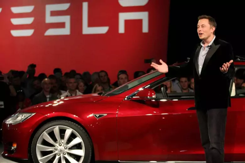 Tesla требует провести срочный ремонт 1,1 миллиона электрокаров