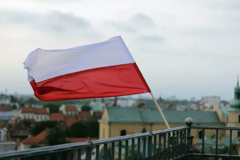 В Польше вступили в силу ограничения на въезд россиян через морские и воздушные порты