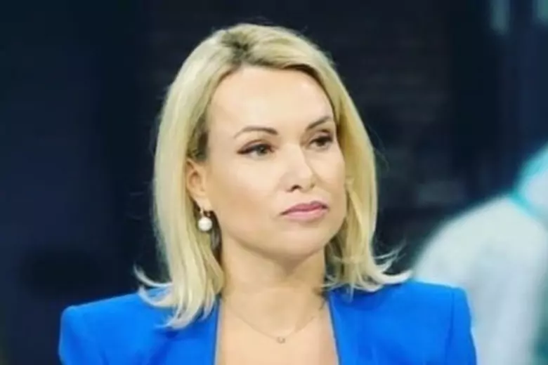 Сбежала Марина Овсянникова, устроившая скандал на Первом канале