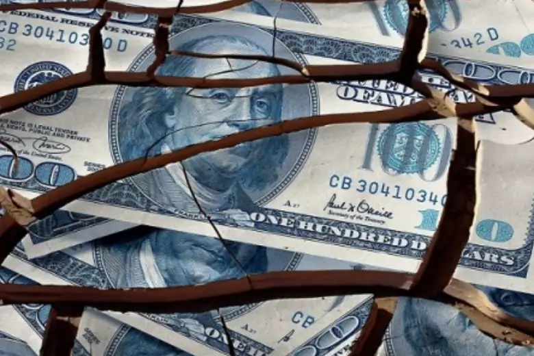 Колташов предложил отказаться от долларовой системы, чтобы преодолеть мировой кризис