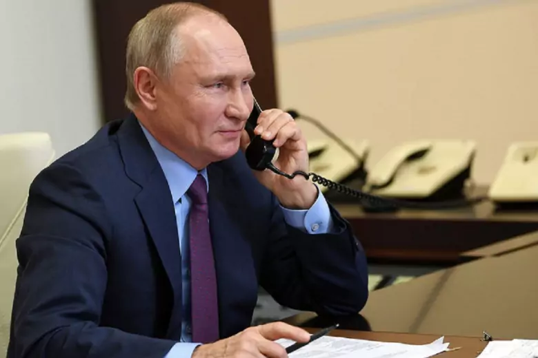 Путин поговорил по телефону с новым премьером Ирака