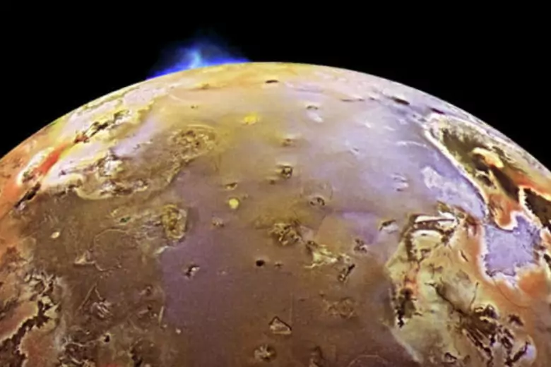 На одном из спутников Юпитера может скрываться сверхгорячее море расплавленной породы