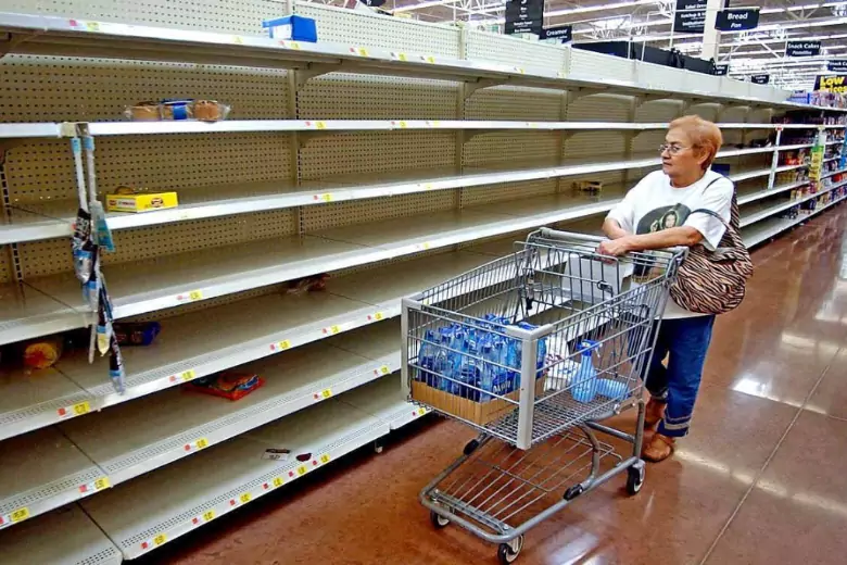 Украинские СМИ: в Киеве раскупили весь хлеб и хлебобулочные изделия
