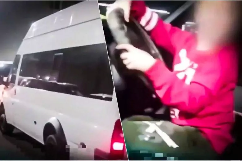 В Анапе восьмилетний ребенок оказался за рулем микроавтобуса и разбил две машины