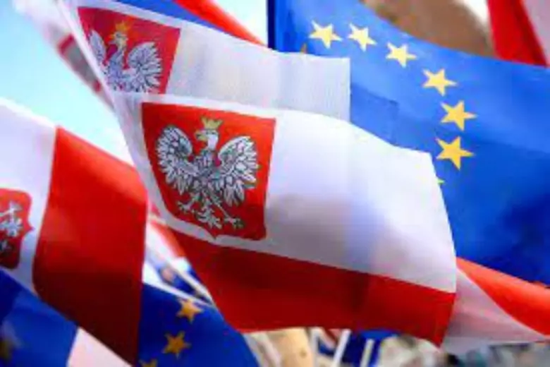 Польша призывает Евросоюз как можно быстрее отказаться от российской нефти