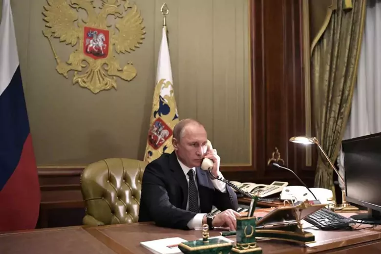 Путин в разговоре с Шольцем назвал обстрелы Украины ответом на удар по Крымскому мосту