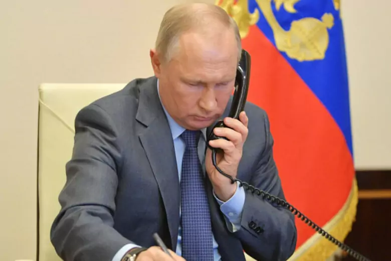 Путин попросил Шольца пересмотреть позицию Германии по конфликту в Украине